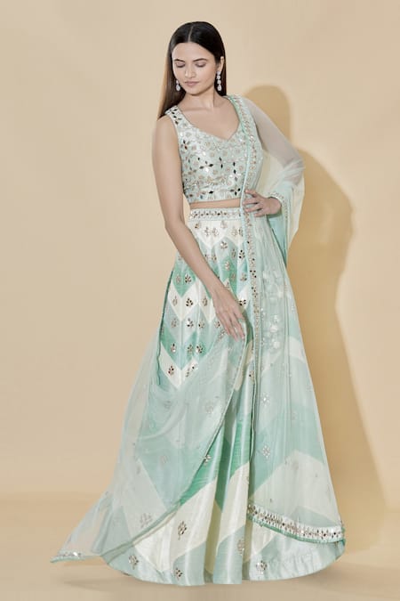 Vandana Sethi_Green Dupion Raw Silk V Neck Embellished Bridal Lehenga Set _Online_at_Aza_Fashions