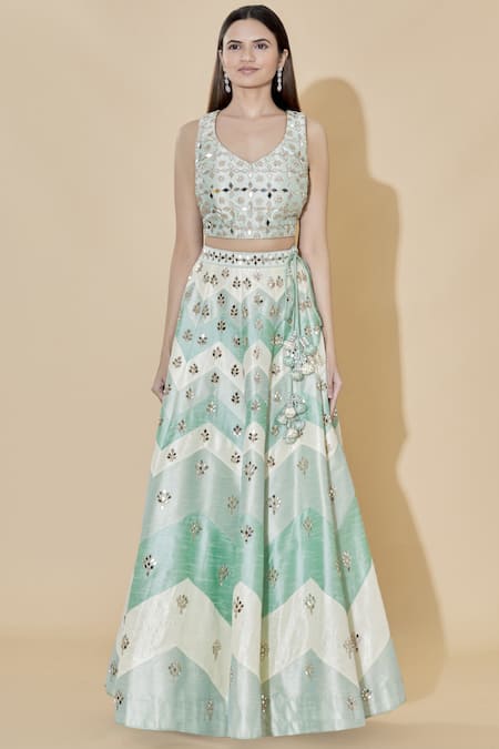 Buy_Vandana Sethi_Green Dupion Raw Silk V Neck Embellished Bridal Lehenga Set _Online_at_Aza_Fashions