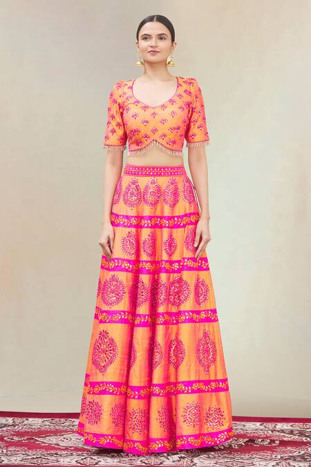 Buy_Vandana Sethi_Orange Dupion Silk Leaf Neck Embroidered Bridal Lehenga Set_Online_at_Aza_Fashions