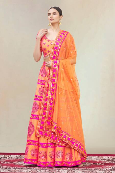Vandana Sethi_Orange Dupion Silk Leaf Neck Embroidered Bridal Lehenga Set_Online_at_Aza_Fashions