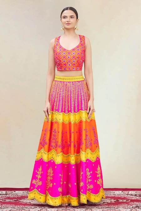 Buy_Vandana Sethi_Yellow Dupion Silk Embroidery Leaf Neck Bridal Lehenga Set _Online_at_Aza_Fashions