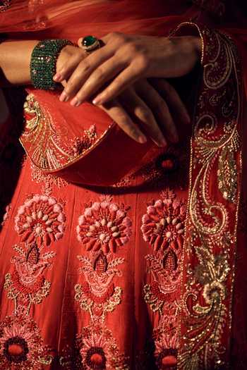 Shop Varun Bahl Red Embroidered Lehenga Set Online at Aza Fashions Shop_Varun Bahl_Red Embroidered Lehenga Set_Online_at_Aza_Fashions