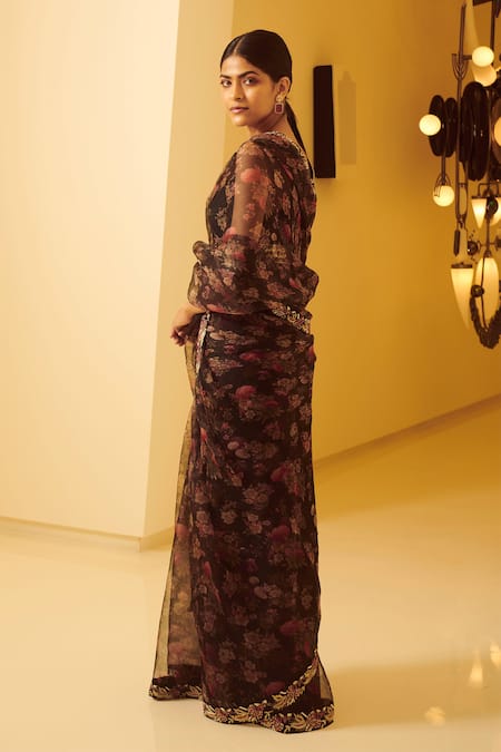 Shop Varun Bahl Black Raw Silk, Organza V Neck Saree With Blouse at Aza Fashions Shop_Varun Bahl_Black Raw Silk, Organza V Neck Saree With Blouse _at_Aza_Fashions