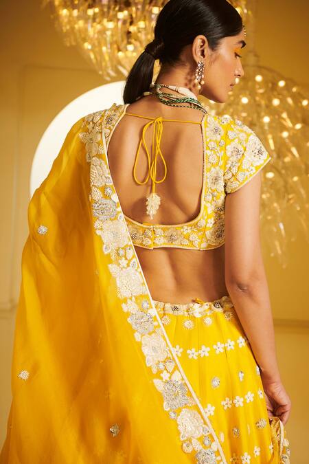 Buy Varun Bahl Yellow Organza, Modal Dupion V Neck Embroidered Bridal Lehenga Set Online at Aza Fashions Buy_Varun Bahl_Yellow Organza, Modal Dupion V Neck Embroidered Bridal Lehenga Set _Online_at_Aza_Fashions