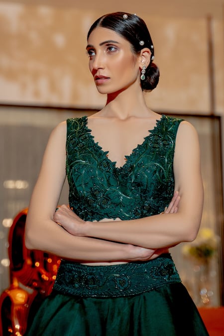 Shop Varun Chakkilam Green Silk Organza Floral Motifs V Neck Embroidered Blouse And Layered Skirt Set at Aza Fashions Shop_Varun Chakkilam_Green Silk Organza Floral Motifs V Neck Embroidered Blouse And Layered Skirt Set _at_Aza_Fashions