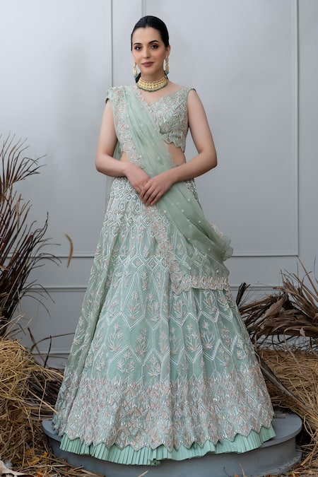 Varun Chakkilam_Green , Light V Neck Hand Embroidered Bridal Lehenga Set_Online_at_Aza_Fashions