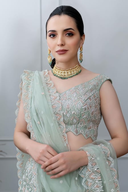 Buy_Varun Chakkilam_Green , Light V Neck Hand Embroidered Bridal Lehenga Set_Online_at_Aza_Fashions