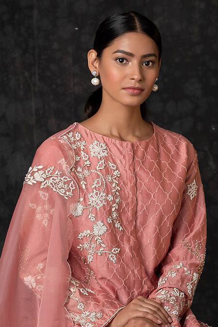 Vidushi Gupta_Pink Organza Embroidered Kurta Set_Online_at_Aza_Fashions