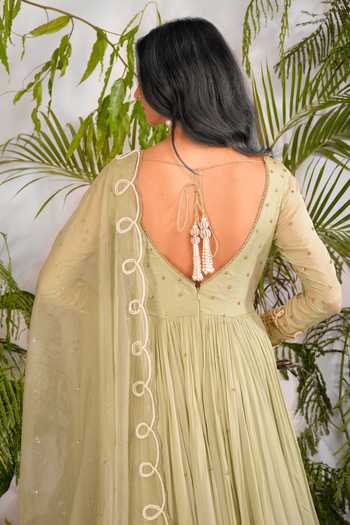 Shop Vidushi Gupta Green Embroidered Anarkali With Dupatta Online at Aza Fashions Shop_Vidushi Gupta_Green Embroidered Anarkali With Dupatta _Online_at_Aza_Fashions