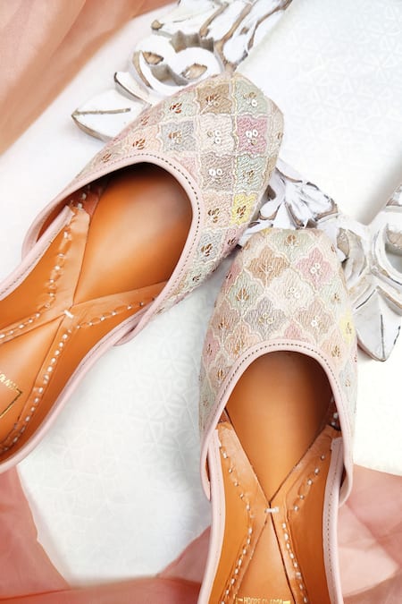 House Of Vian Multi Color Mughal Pattern Juttis 