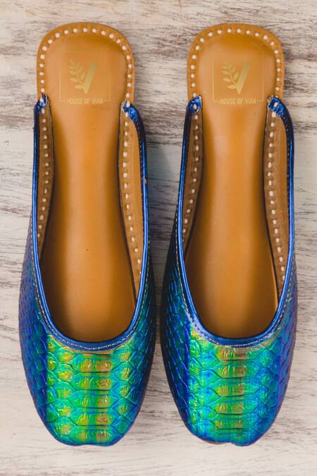 House Of Vian Blue Back Open Juttis Online at Aza Fashions House Of Vian_Blue Back Open Juttis_Online_at_Aza_Fashions