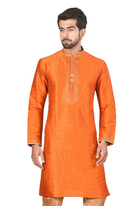 Aryavir Malhotra Embroidered Kurta Set 