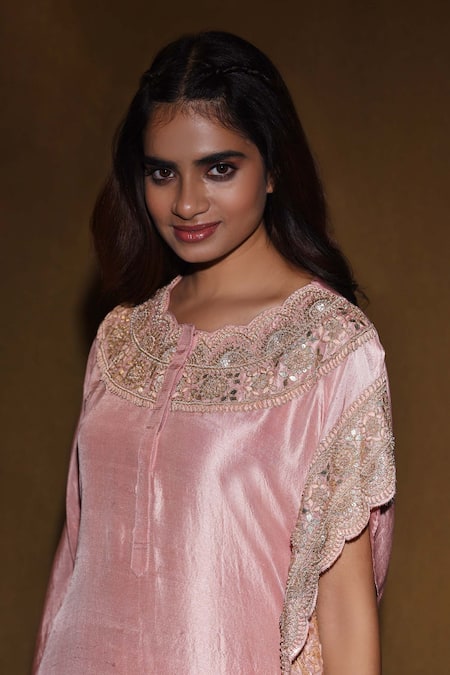 Vara By Vibha N Priti Pink Habutai Silk Round Asymmetric Tunic And Pant Set at Aza Fashions Vara By Vibha N Priti_Pink Habutai Silk Round Asymmetric Tunic And Pant Set _at_Aza_Fashions