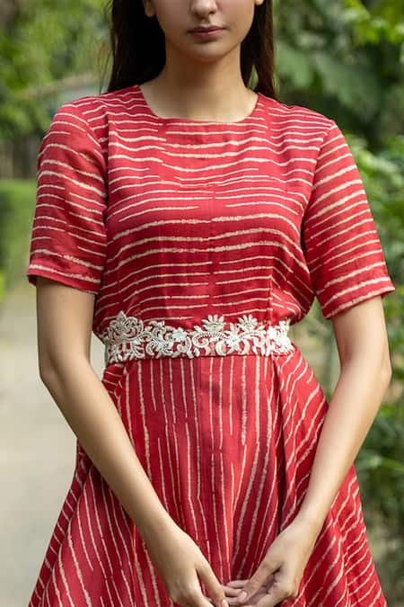 Vara By Vibha N Priti_Red Silk Chanderi Cowl Jumpsuit With Belt _at_Aza_Fashions