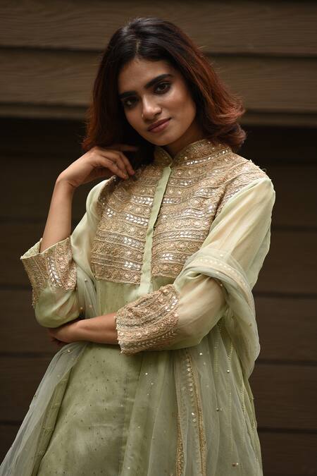 Shop_Vara By Vibha N Priti_Green , Organza, Chanderi Mandarin Embroidered Asymmetric Kurta Set _Online_at_Aza_Fashions