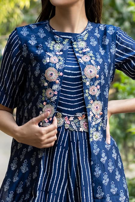 Vara By Vibha N Priti_Blue Silk Chanderi Striped Jumpsuit And Printed Jacket Set _at_Aza_Fashions