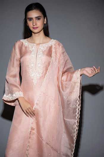 Buy_Vara By Vibha N Priti_Pink Organza Kurta Set _Online_at_Aza_Fashions
