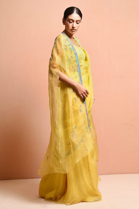 Vivek Patel Yellow Silk Organza V Neck Pre-draped Saree Set Online at Aza Fashions Vivek Patel_Yellow Silk Organza V Neck Pre-draped Saree Set_Online_at_Aza_Fashions