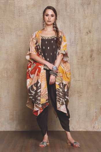 Shop Vikram Phadnis Grey Slub Linen Tulip Pant Set With Leaf Print Cape at Aza Fashions Shop_Vikram Phadnis_Grey Slub Linen Tulip Pant Set With Leaf Print Cape_at_Aza_Fashions