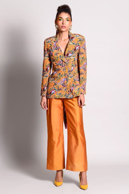 Rishi and Vibhuti Printed Blazer & Pant Set 