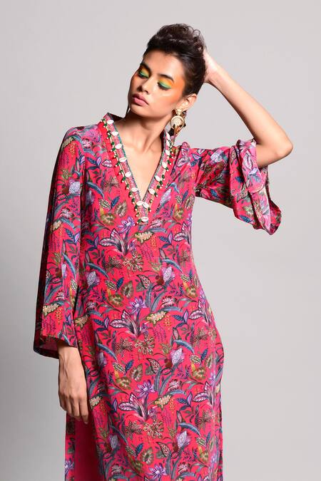Buy_Rishi and Vibhuti_Pink Crepe V Neck Printed Kurta And Pant Set_Online_at_Aza_Fashions
