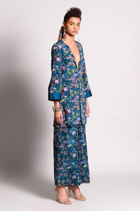 Rishi And Vibhuti Printed Blazer & Pant Set 