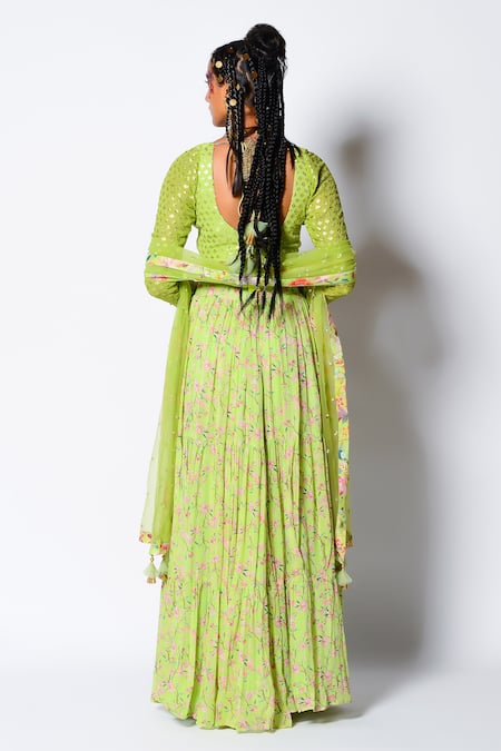 Lady clearance bazaar lehenga