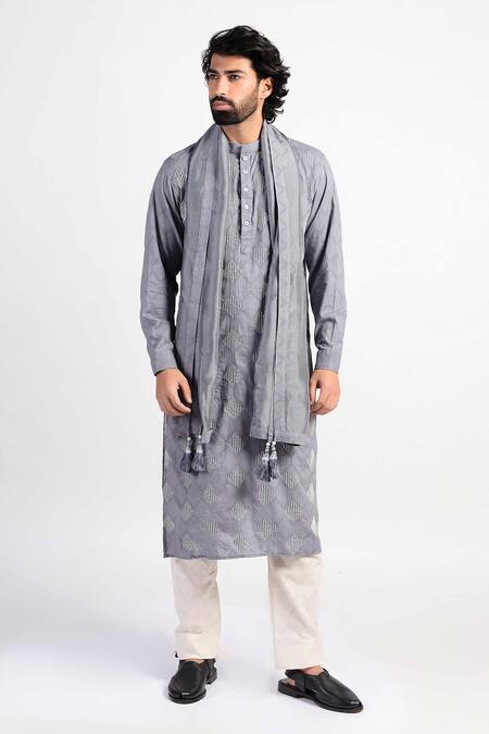Rishi and Vibhuti_Grey Kurta Linen Embroidered With Silk Scarf _Online_at_Aza_Fashions