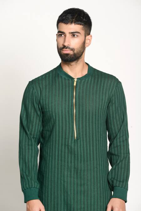 Rishi and Vibhuti Green Linen Kurta 5