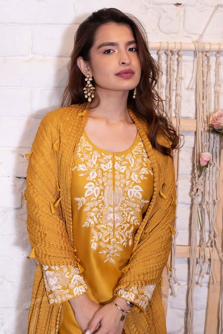 Vasavi Shah Yellow Bamberg Silk Embroidered Aari Work Round Kurta Sharara Set Online at Aza Fashions Vasavi Shah_Yellow Bamberg Silk Embroidered Aari Work Round Kurta Sharara Set _Online_at_Aza_Fashions