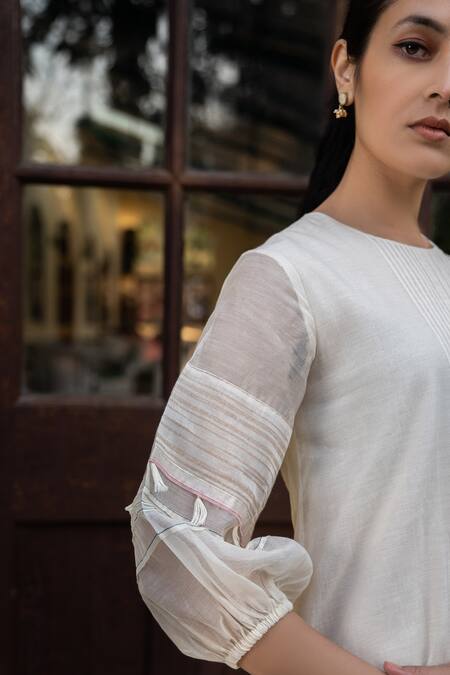 Shop_Vaayu_White Muslin Cotton Floral Motifs Crew Neck Bishop Sleeves Kurta _Online_at_Aza_Fashions