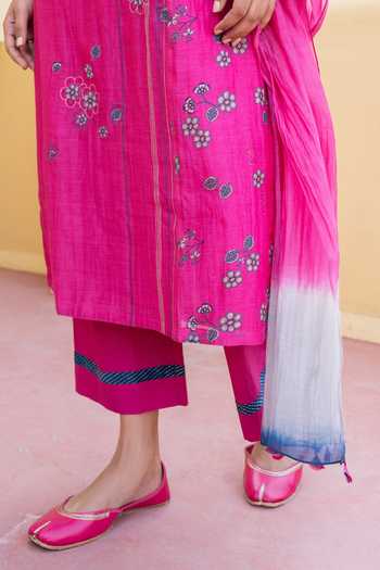 Buy Vaayu Pink Muslin Cotton Floral Print Kurta Set Online at Aza Fashions Buy_Vaayu_Pink Muslin Cotton Floral Print Kurta Set_Online_at_Aza_Fashions