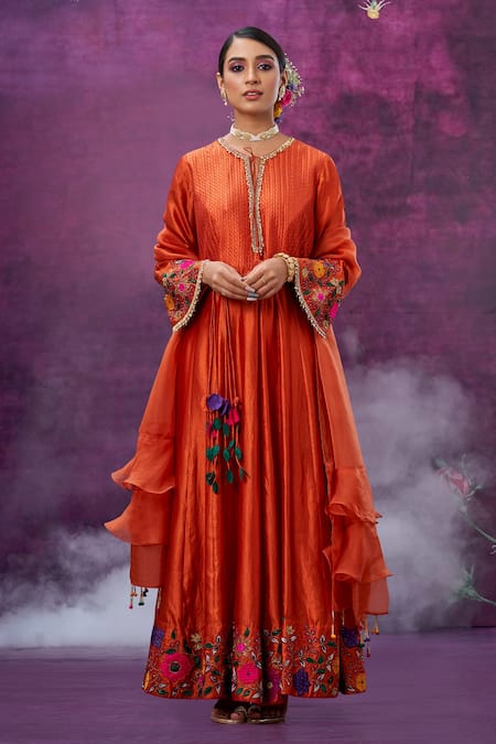 Label Niti Bothra Orange Kora Silk Mughal Round Applique Anarkali With Dupatta Online at Aza Fashions Label Niti Bothra_Orange Kora Silk Mughal Round Applique Anarkali With Dupatta _Online_at_Aza_Fashions