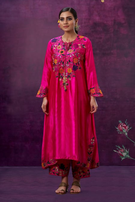 Label Niti Bothra Pink Kora Silk Mughal Round Applique Kurta And Palazzo Set Online at Aza Fashions Label Niti Bothra_Pink Kora Silk Mughal Round Applique Kurta And Palazzo Set _Online_at_Aza_Fashions