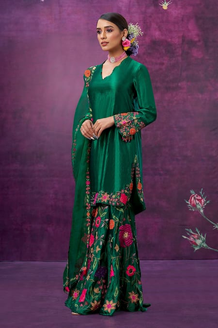 Shop Label Niti Bothra Green Kora Silk Mughal Round Applique Kurta Sharara Set Online at Aza Fashions Shop_Label Niti Bothra_Green Kora Silk Mughal Round Applique Kurta Sharara Set _Online_at_Aza_Fashions