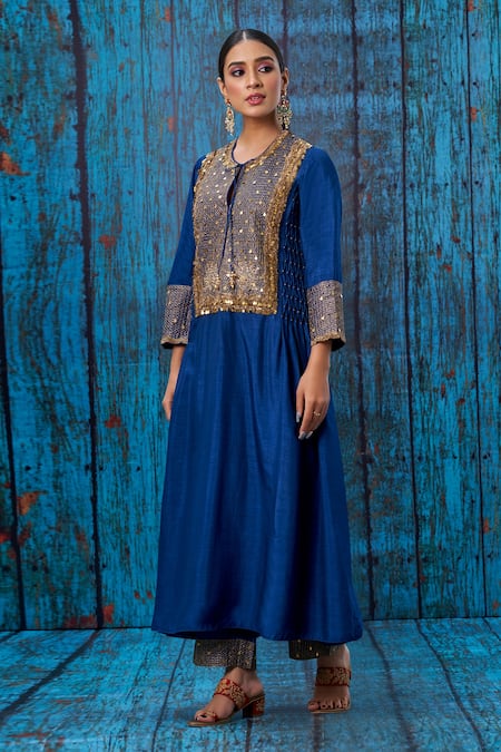 Label Niti Bothra Blue Silk Zari Jaal Round Embroidered Yoke Kurta And Palazzo Set 