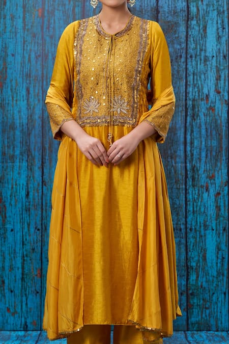 Label Niti Bothra Yellow Silk Zari Jaal Round Work Yoke Kurta And Palazzo Set Online at Aza Fashions Label Niti Bothra_Yellow Silk Zari Jaal Round Work Yoke Kurta And Palazzo Set _Online_at_Aza_Fashions
