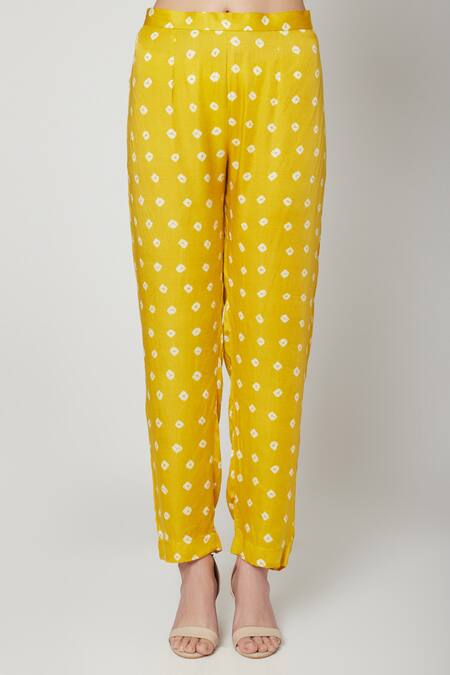 Buy_Ruchira Nangalia_Yellow Chanderi Boat Leheriya Bandhej Kurta And Pant Set _Online_at_Aza_Fashions