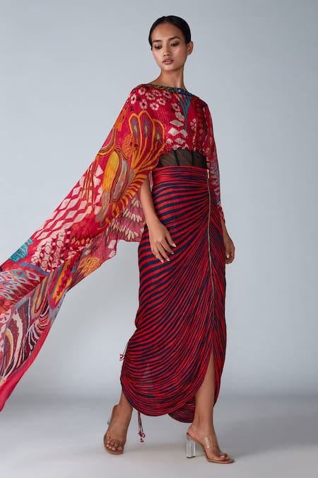 Saaksha & Kinni Printed Dupatta Cape 