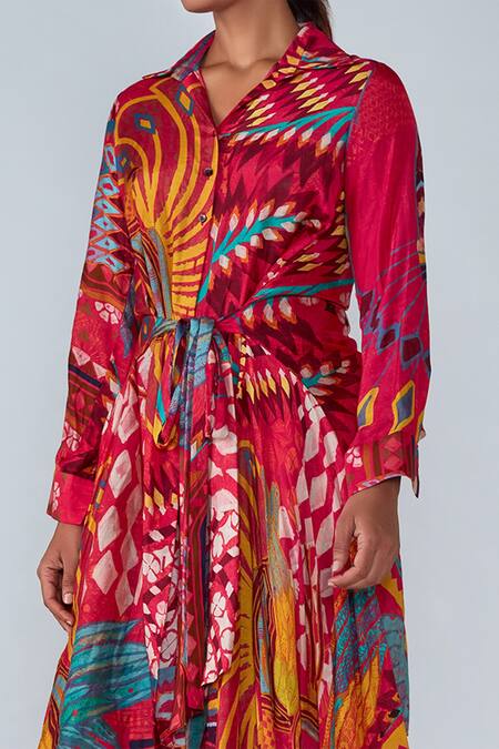 Saaksha & Kinni_Multi Color Cotton Silk Abstract Bird Print Spread Collar Tunic_Online_at_Aza_Fashions