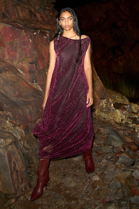 Dash And Dot One Shoulder Draped Dress 