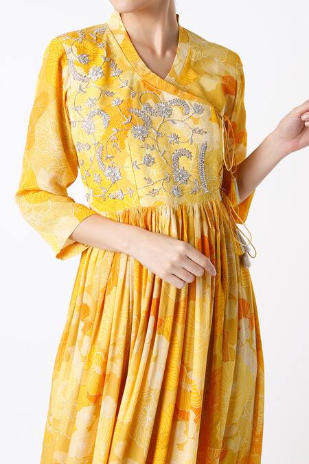 Archana Shah_Yellow Georgette Floral V Neck Print Angrakha_Online_at_Aza_Fashions