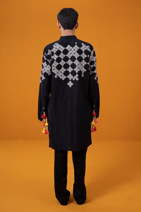 Shop Wabi Sabi By Anshum-Ritesh Black Chanderi Embroidery Wabi Kurta Set at Aza Fashions Shop_Wabi Sabi By Anshum-Ritesh_Black Chanderi Embroidery Wabi Kurta Set _at_Aza_Fashions