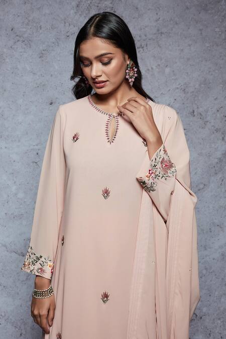 Buy_Ajiesh Oberoi_Peach Georgette, Rayon Round Embroidered Kurta Set _Online_at_Aza_Fashions