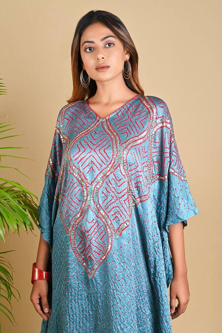 Shop_Dyelogue_Grey Gajji Silk V Neck Bandhani Asymmetric Kurta _Online_at_Aza_Fashions