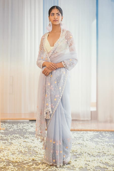 Madzin_Blue Blouse  80% Silk Embellished Sweetheart Neck Embroidered Saree With _Online_at_Aza_Fashions