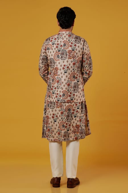 Soniya G Floral Print Bundi & Kurta Set 
