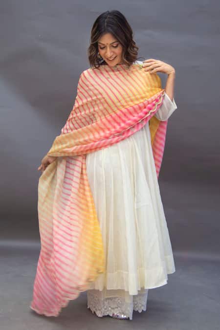 Shop_Paulmi And Harsh_White Anarkali And Pant Malai Chanderi Dupatta Organza Round Set _Online_at_Aza_Fashions