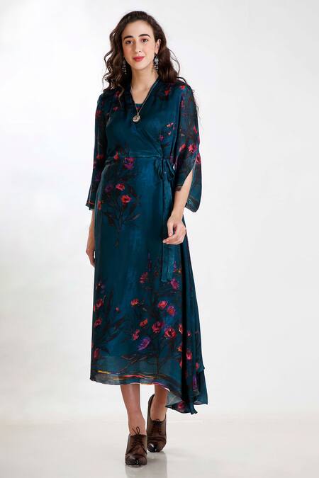 Whimsical By Shica Green Crinkle Silk Chiffon V Neck Printed Draped Dress Online at Aza Fashions Whimsical By Shica_Green Crinkle Silk Chiffon V Neck Printed Draped Dress _Online_at_Aza_Fashions