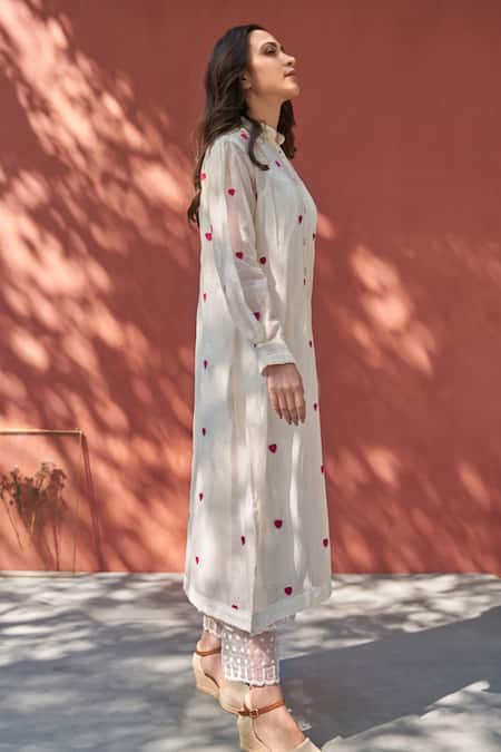 NAAZ BY NOOR_White Cotton, Organza, Chanderi Mandarin Collar Embroidered Kurta And Pant Set _Online_at_Aza_Fashions